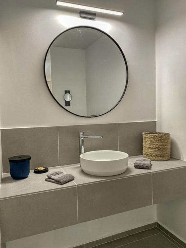 Location villa Deshaies Guadeloupe-salle de douche