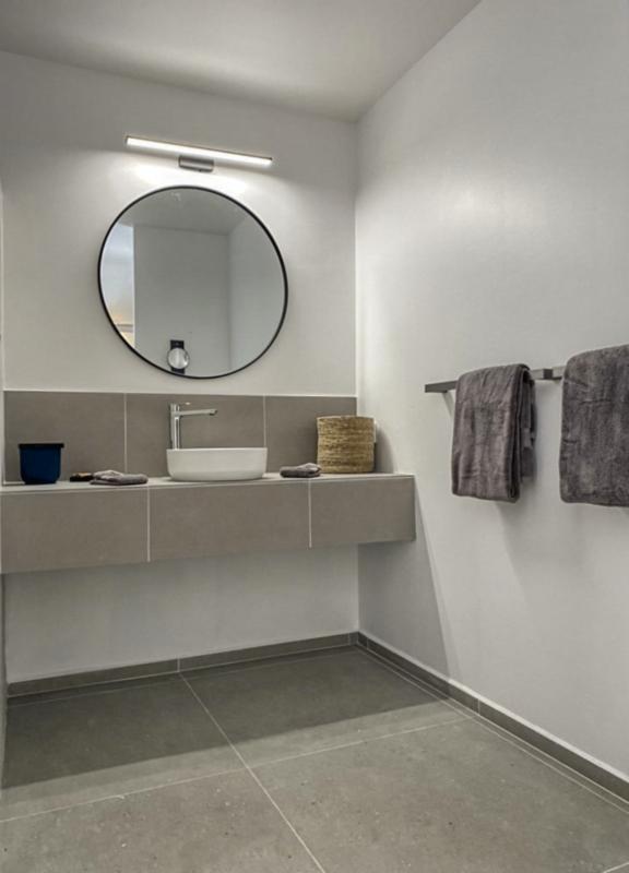 Location villa Deshaies Guadeloupe-salle de douche