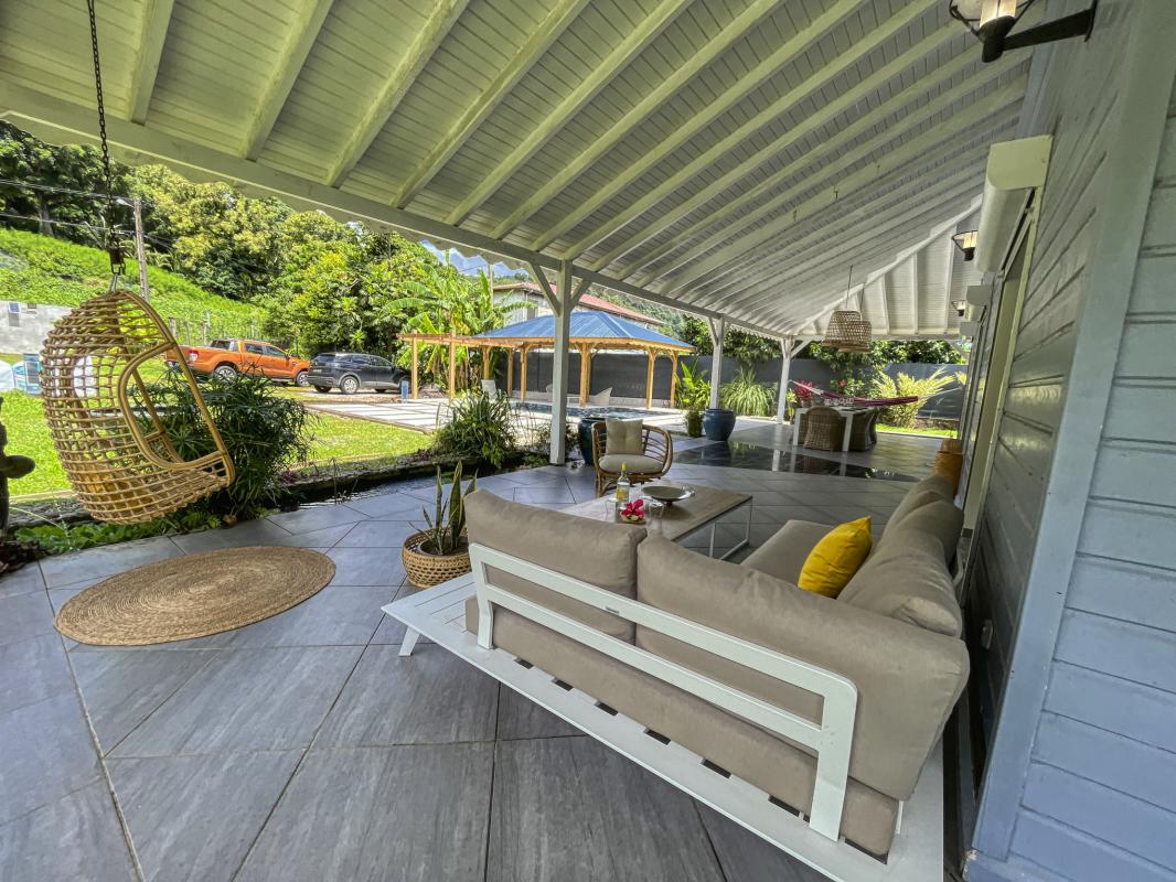 Villa Gourbeyre Guadeloupe__salon de jardin