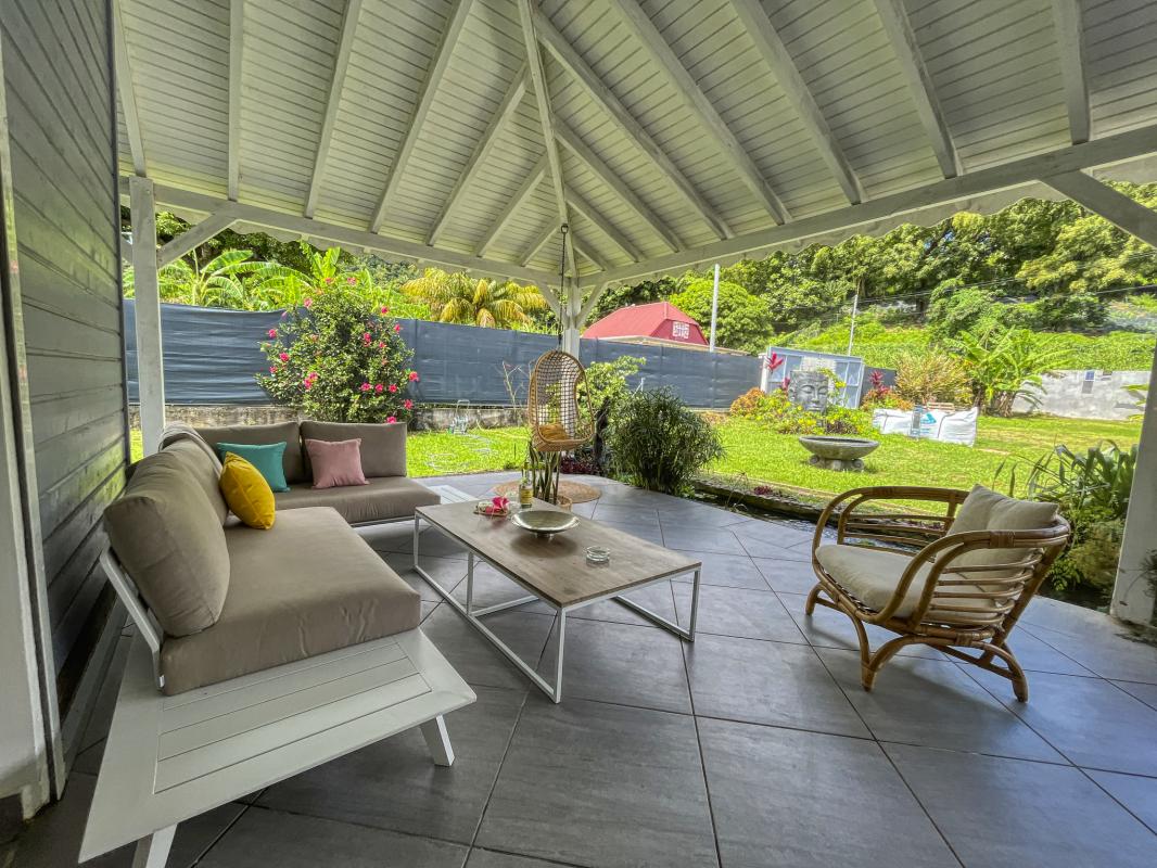 Villa Gourbeyre Guadeloupe__salon de jardin