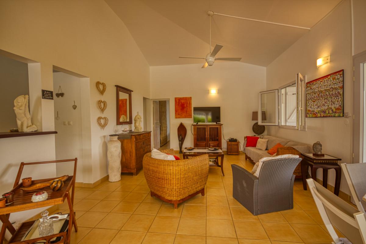 Location Villa Guadeloupe le gosier 3 chambres pour 6 personnes avec piscine et vue mer 