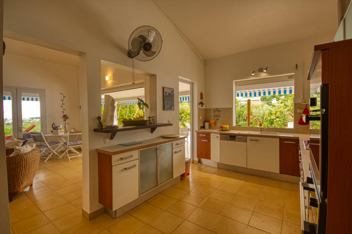 Location Villa Guadeloupe le gosier 3 chambres pour 6 personnes avec piscine et vue mer 