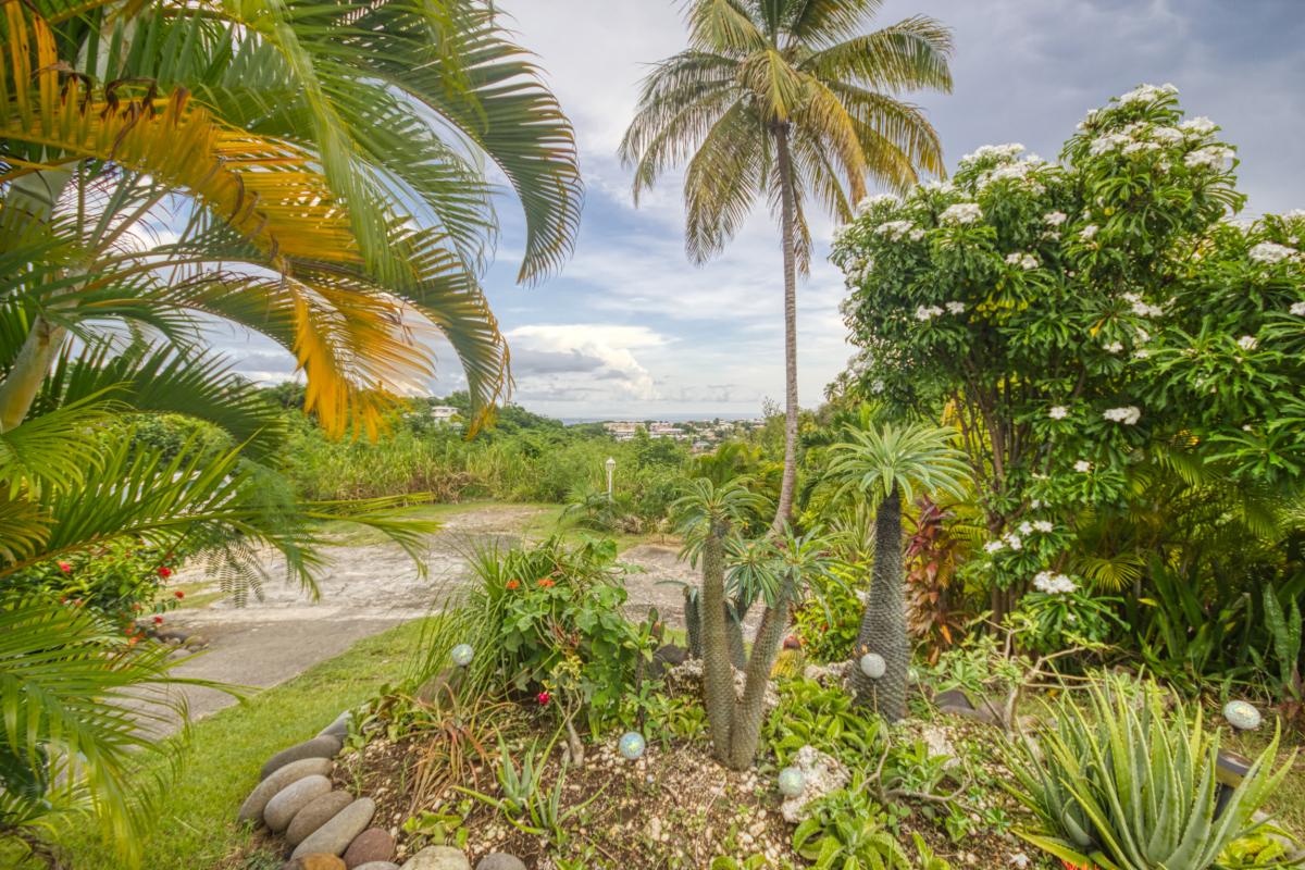 Location Villa Guadeloupe le gosier 3 chambres pour 6 personnes avec piscine et vue mer 