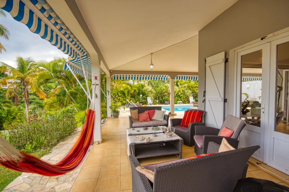 Location Villa Guadeloupe le gosier 3 chambres pour 6 personnes avec piscine et vue mer 