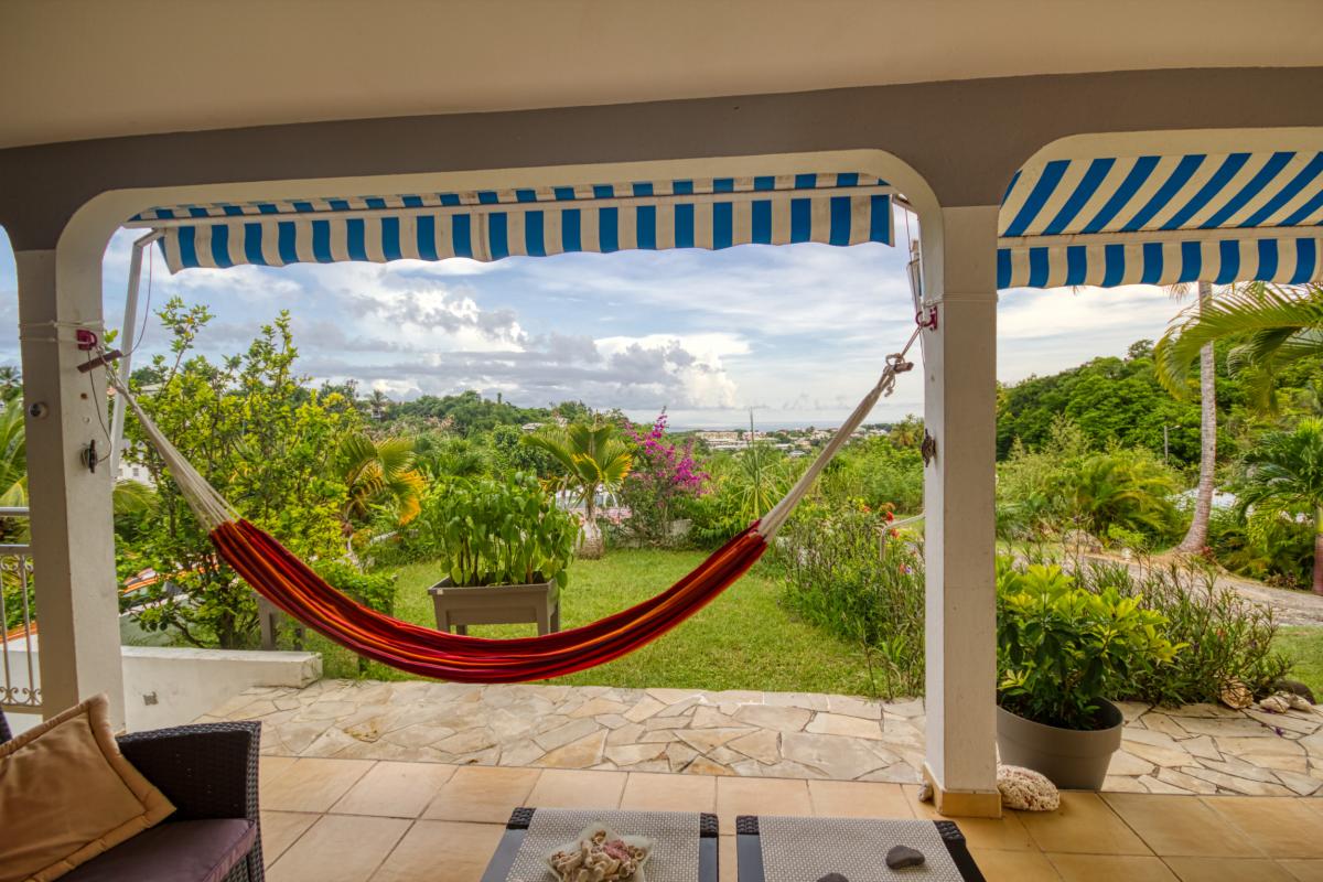 Location Villa Guadeloupe le gosier 3 chambres pour 6 personnes avec piscine et vue mer 