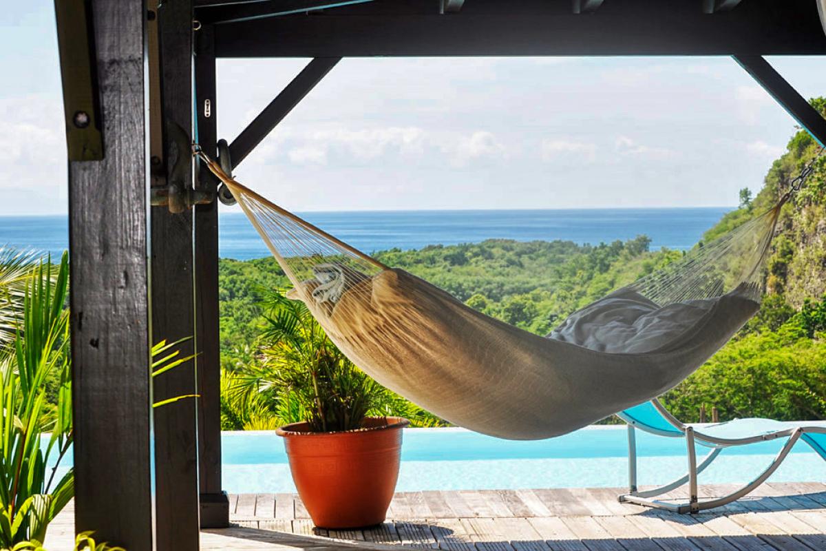 Rental villa with swimming pool and sea view - the hammock