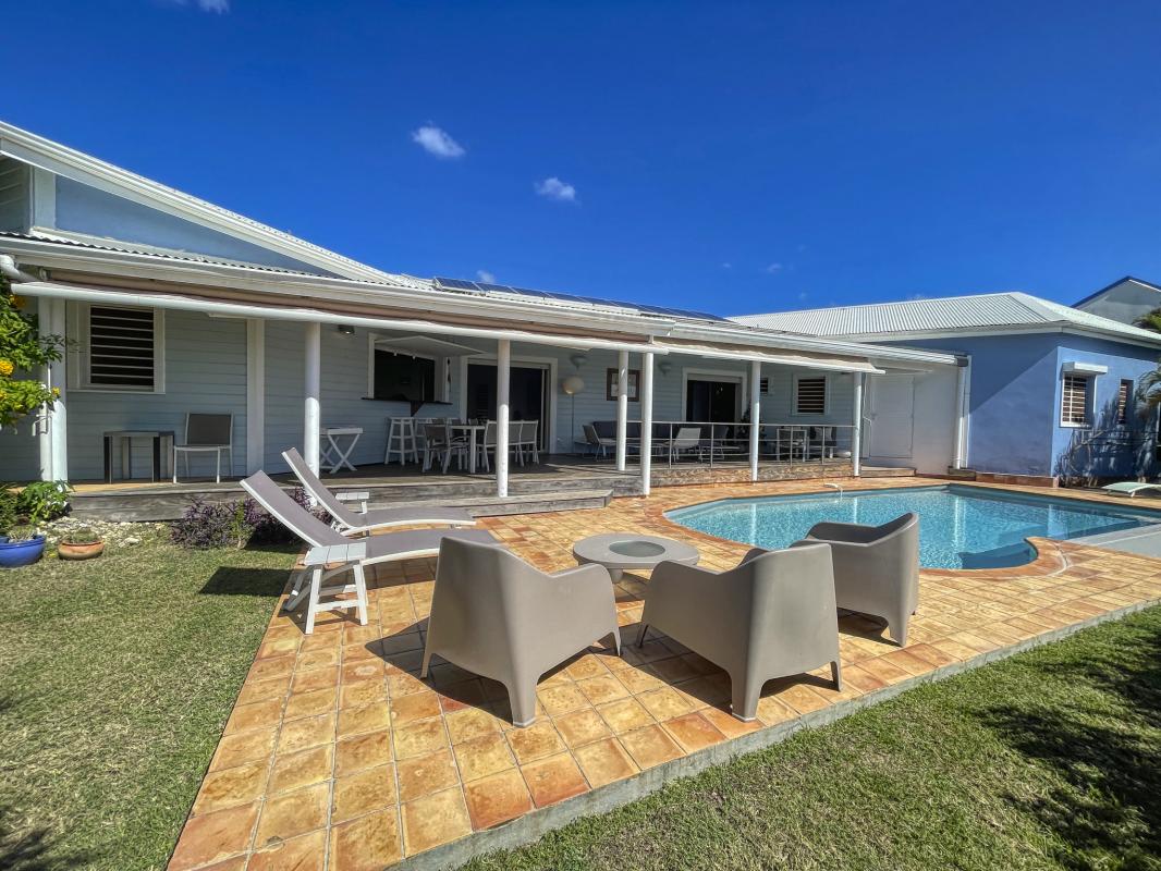 Location Villa 8 personnes Le Gosier Guadeloupe-piscine