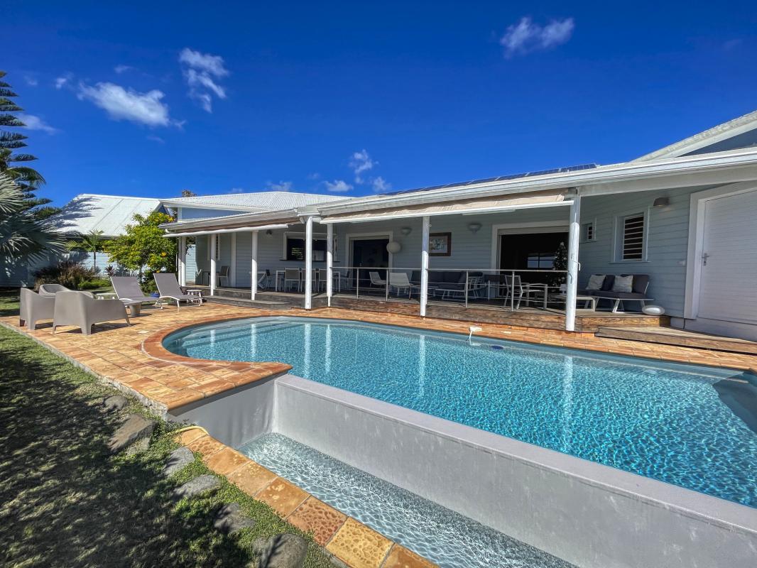 Location Villa 8 personnes Le Gosier Guadeloupe-piscine