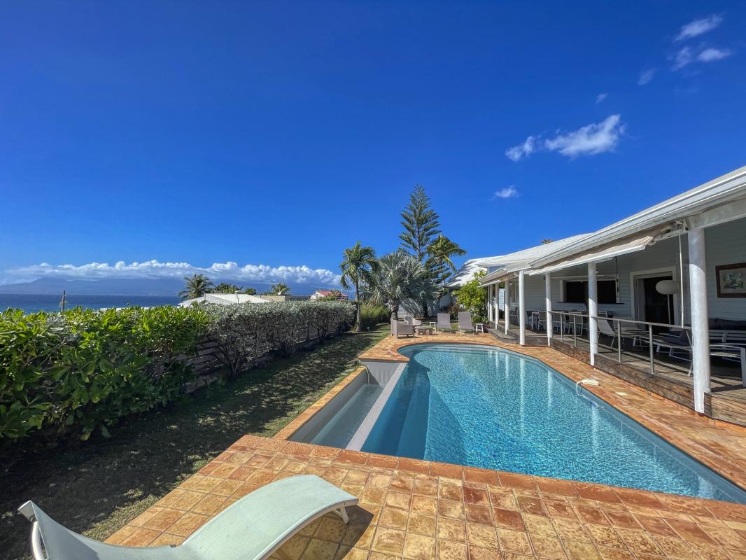 Location Villa 8 personnes Le Gosier Guadeloupe-piscine