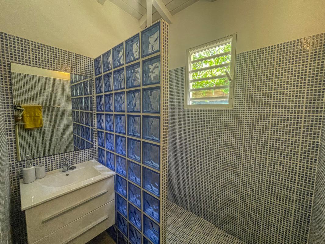 Location villa 7 personnes avec piscine au Gosier Guadeloupe_chambre2
