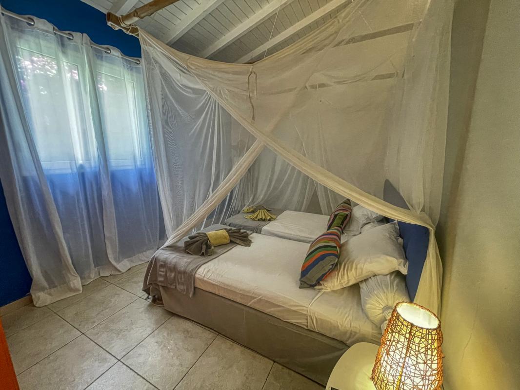 Location villa 7 personnes avec piscine au Gosier Guadeloupe_chambre2