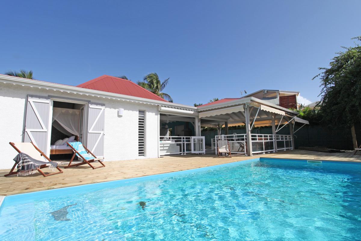 Location villa 7 personnes avec piscine au Gosier Guadeloupe