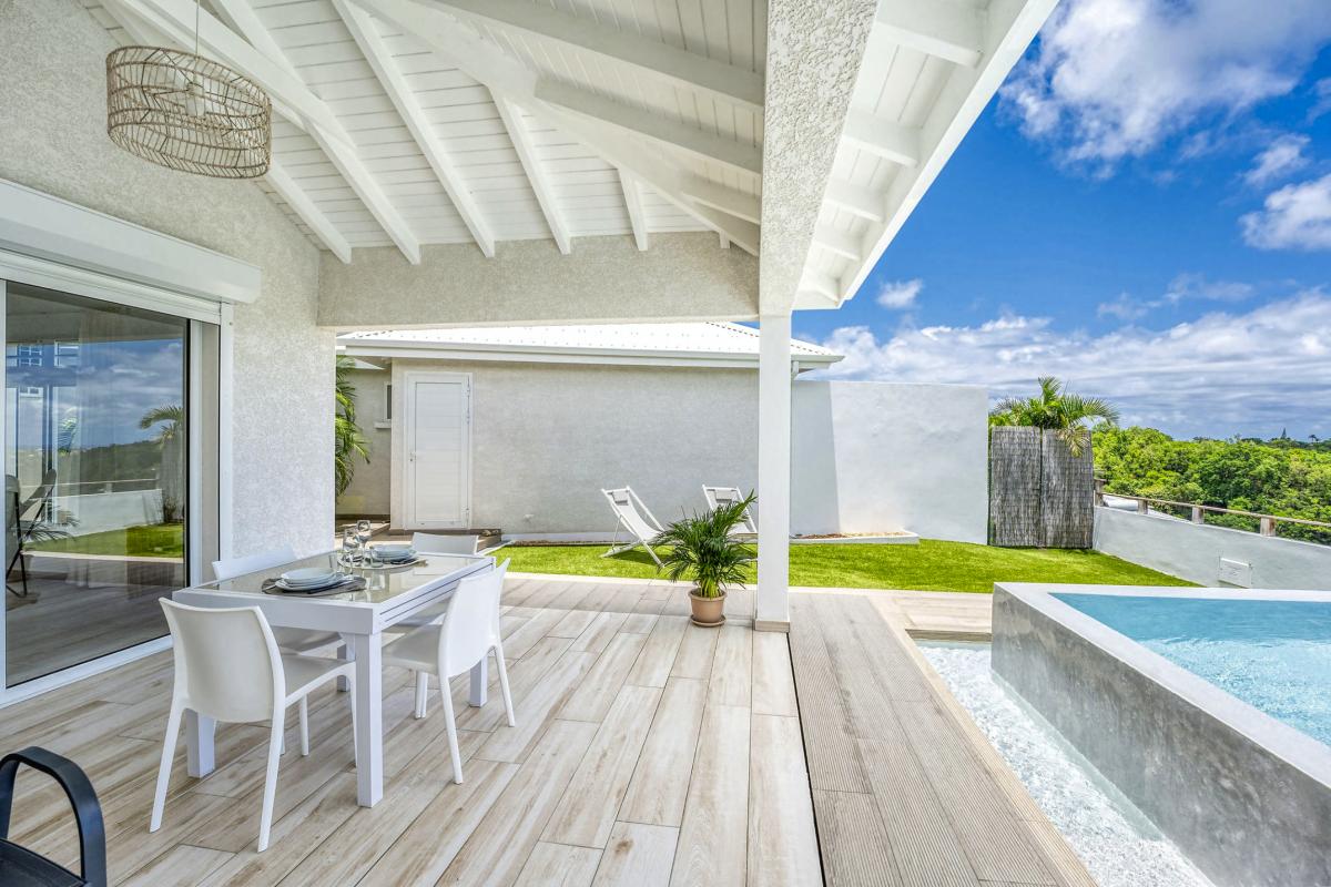 Location Villa Duo Prestige piscine Le Gosier Guadeloupe
