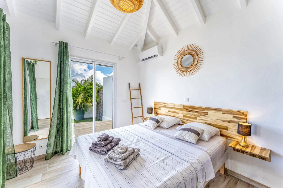 Location Villa Pearl piscine Le Gosier Guadeloupe