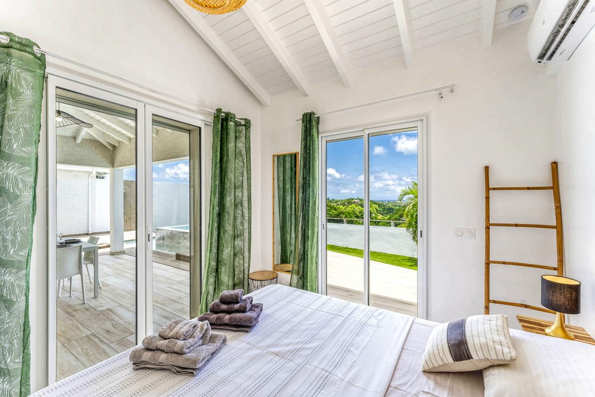 Location Villa Pearl piscine Le Gosier Guadeloupe