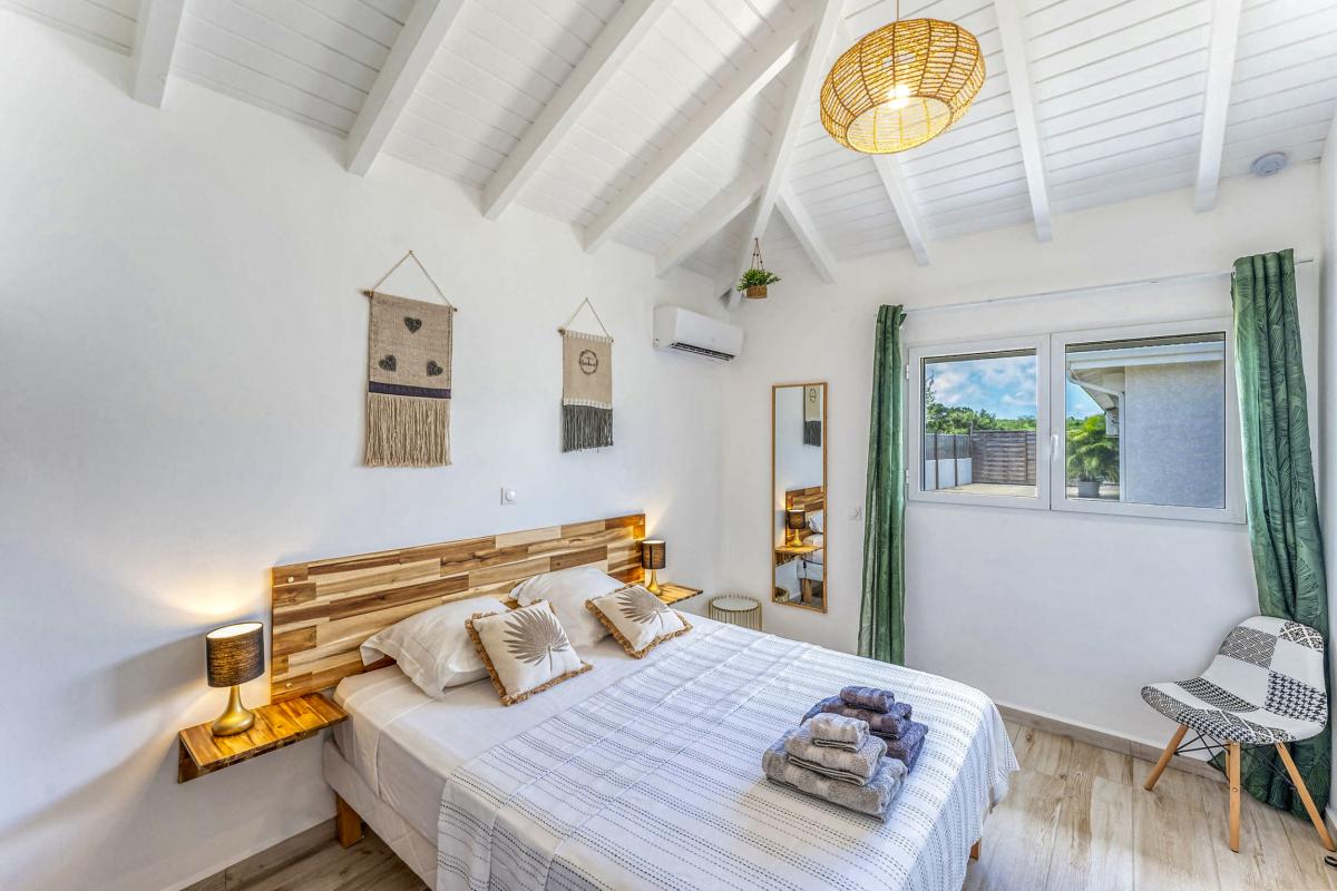 Location Villa Pearl piscine Le Gosier Guadeloupe