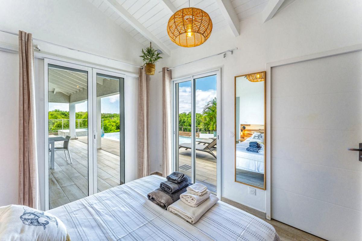 Location Villa piscine Le Gosier Guadeloupe
