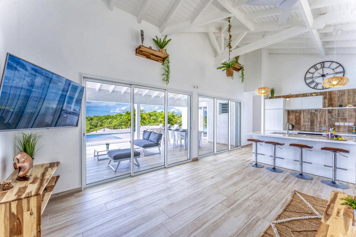 Location Villa piscine Le Gosier Guadeloupe
