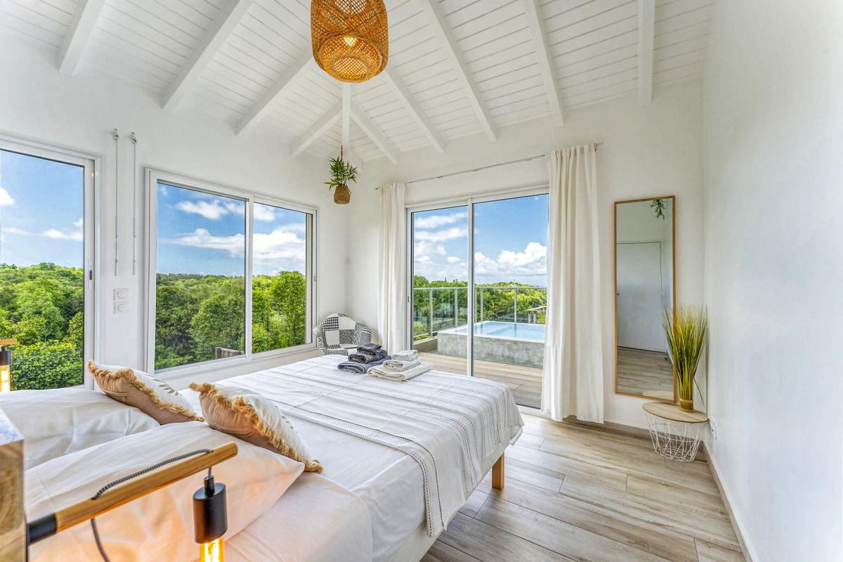 Location Villa piscine Le Gosier Guadeloupe