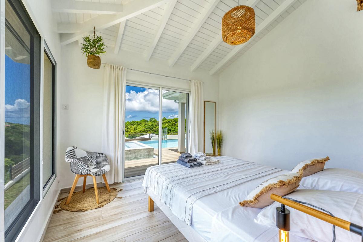 Location Villa piscine Le Gosier Guadeloupe