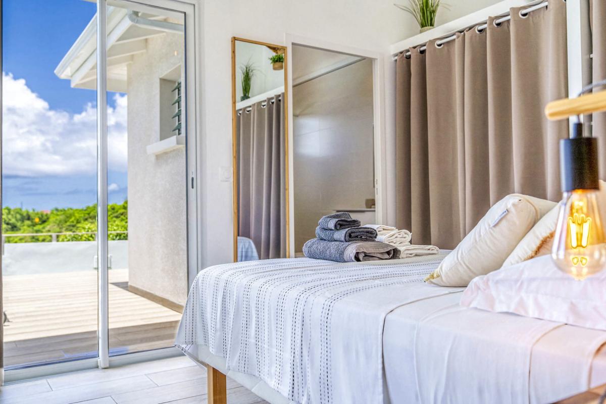 Location Villa piscine Le Gosier Guadeloupe