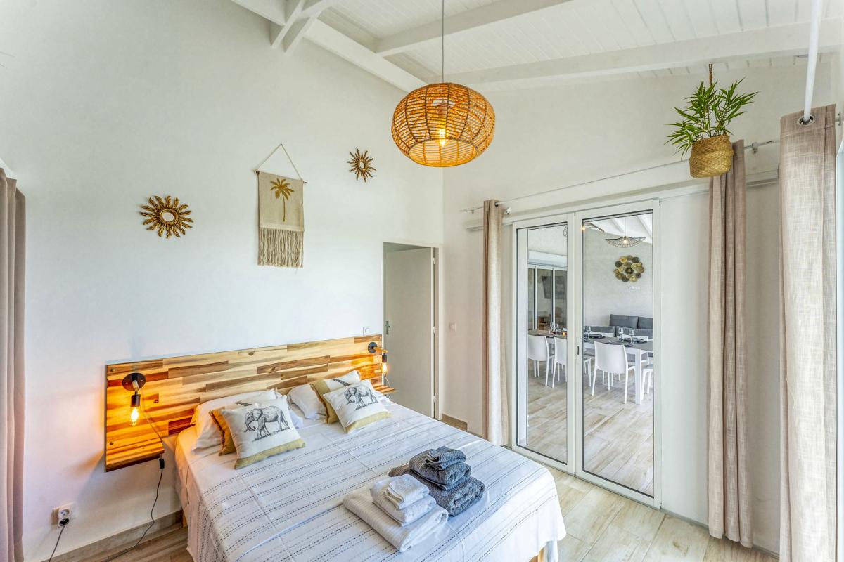 Location Villa piscine Le Gosier Guadeloupe