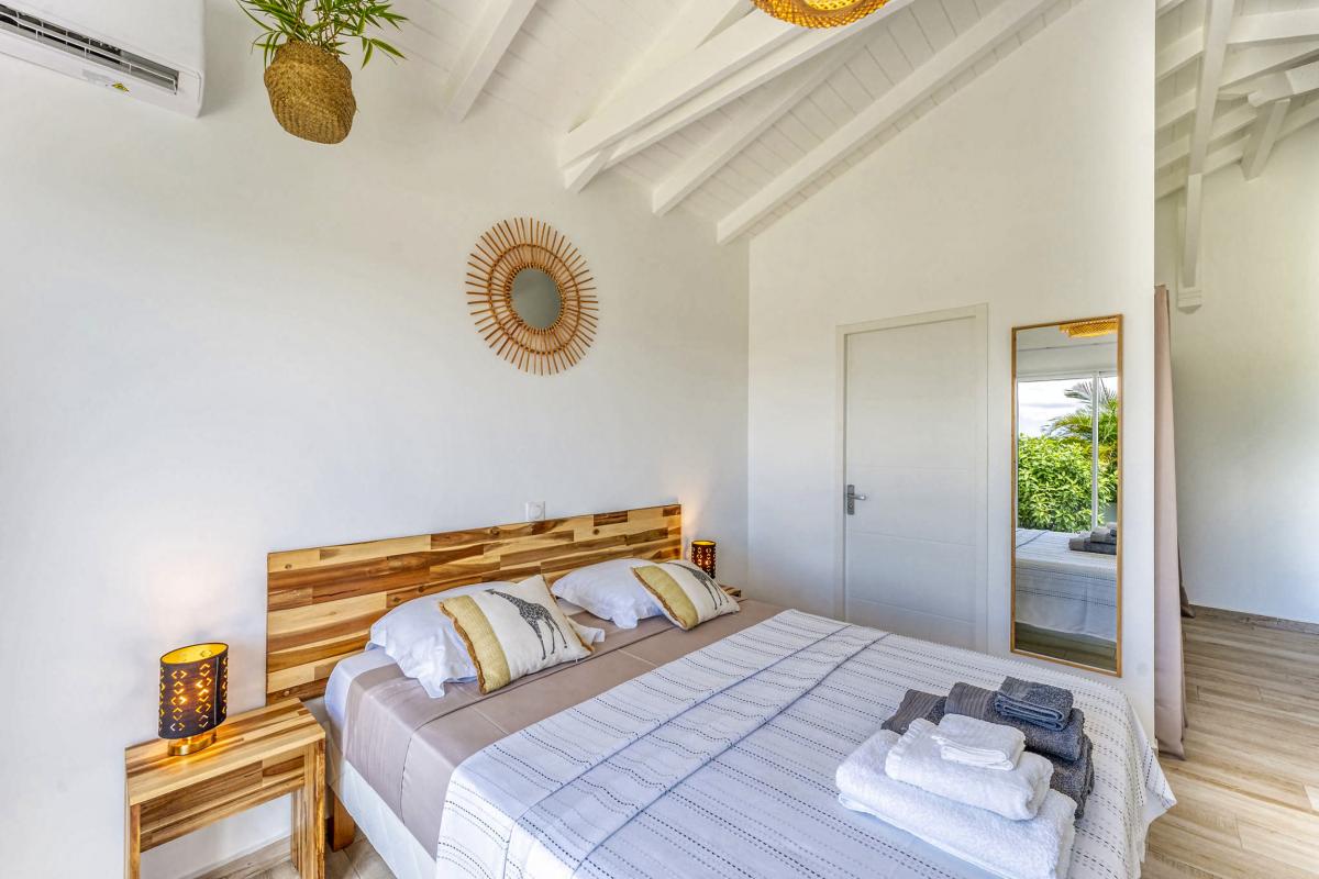 Location Villa piscine Le Gosier Guadeloupe