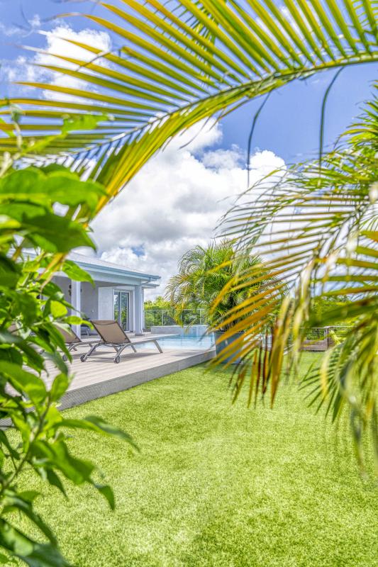 Location Villa piscine Le Gosier Guadeloupe