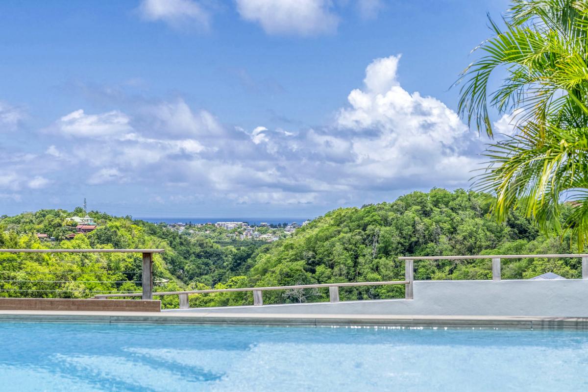 Location Villa piscine Le Gosier Guadeloupe