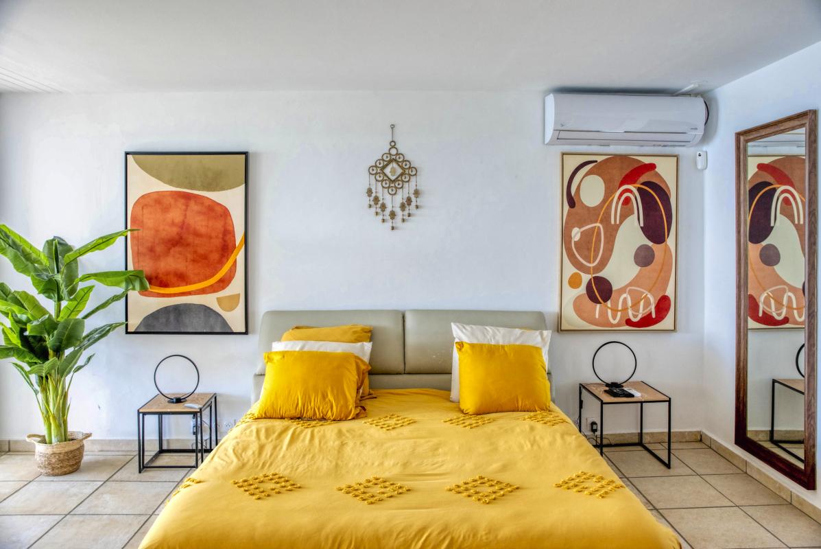 A louer villa 4 chambres au Gosier avec piscine et vue mer -suite parentale