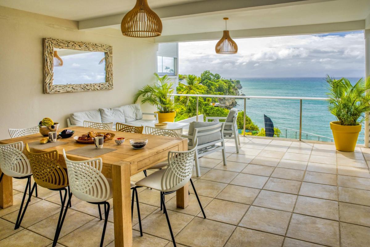 A louer villa 4 chambres au Gosier avec piscine et vue mer - terrasse