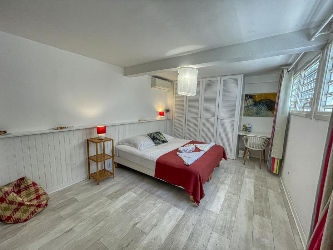 Location villa 8 personnes Gosier Guadeloupe-palier-chambre