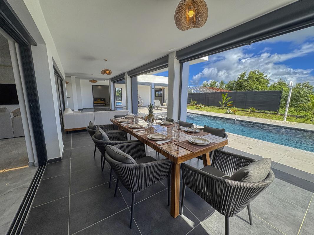 Location villa piscine Gosier Guadeloupe_piscine