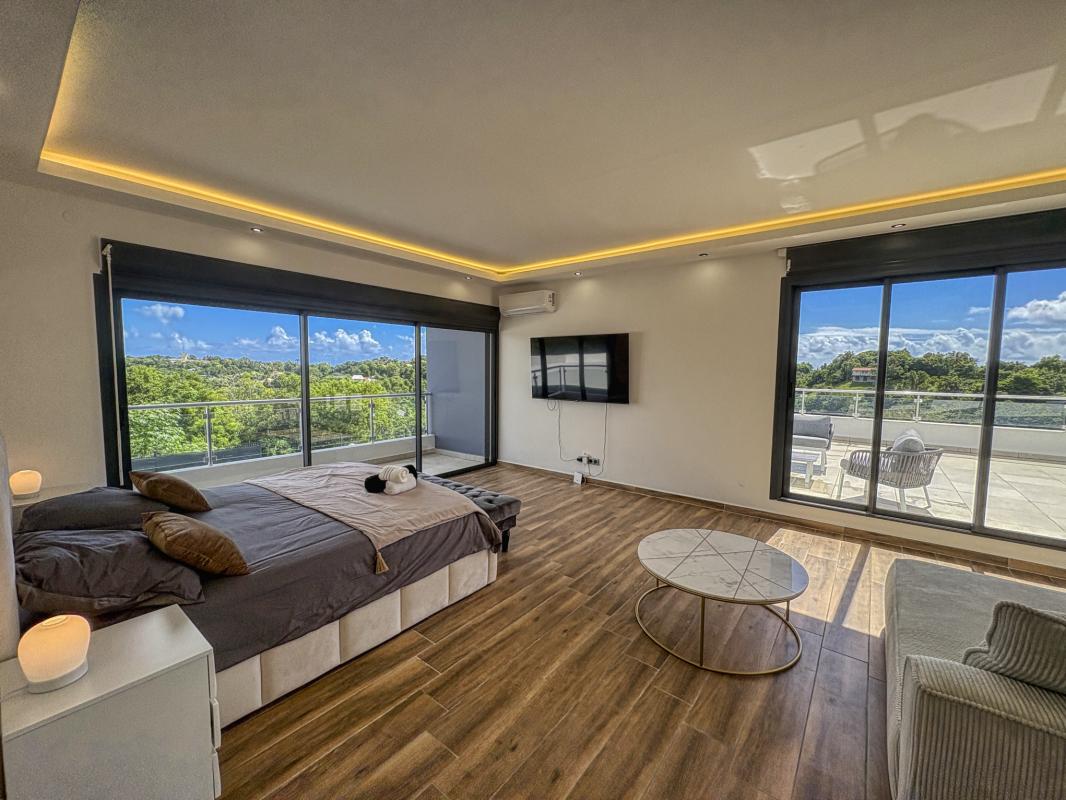 Location villa piscine Gosier Guadeloupe_Suite Parentale Etage
