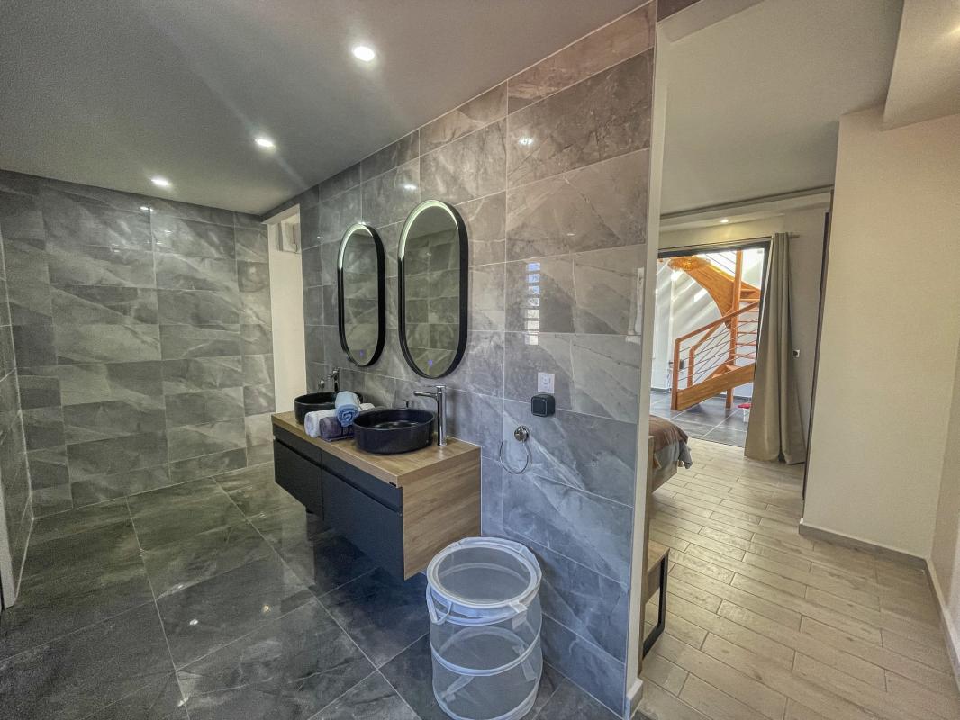Location villa avec piscine Le Gosier Guadeloupe - Chambre 1