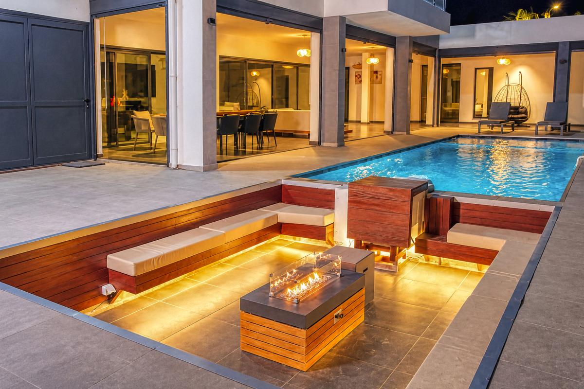 Location villa avec piscine Le Gosier Guadeloupe - Piscine de nuit