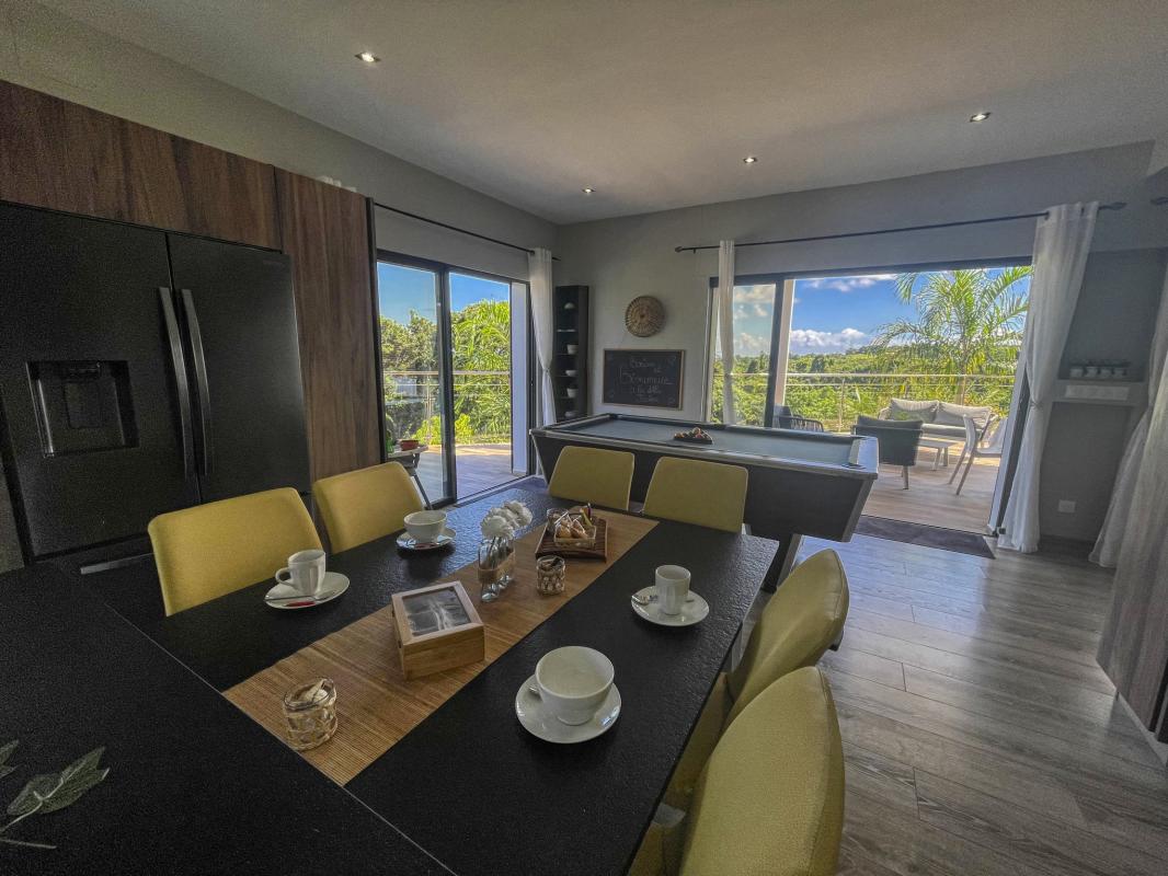 Location villa piscine vue mer Goyave Guadeloupe_cuisine