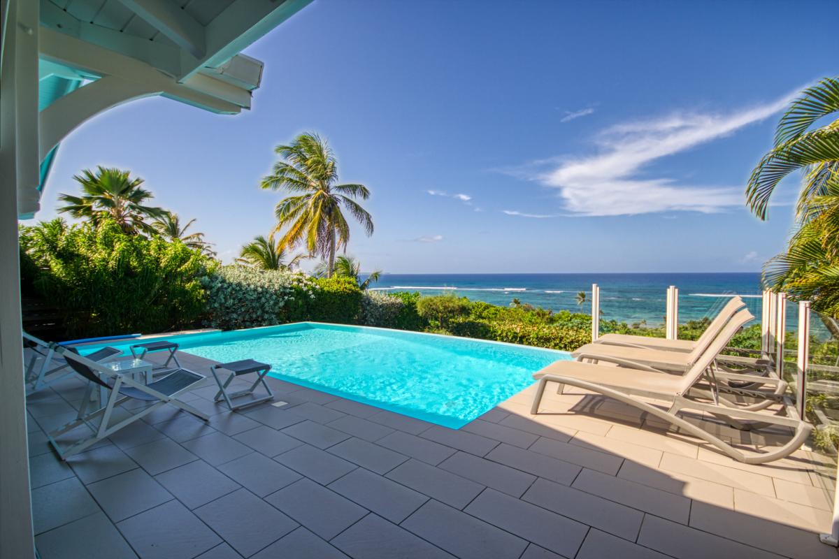 Rental luxury villa sea view Guadeloupe - the living room