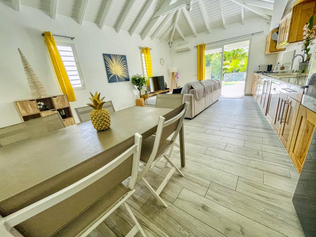 Location villa Le Moule Guadeloupe-pièce principale