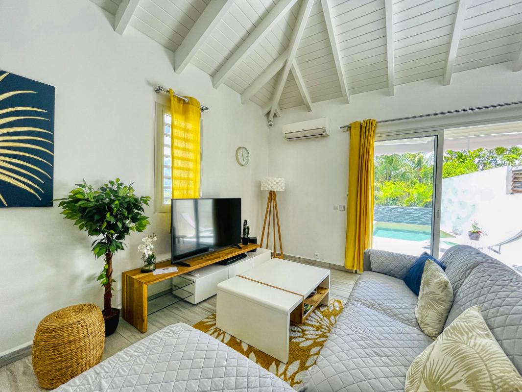 Location villa Le Moule Guadeloupe-pièce principale