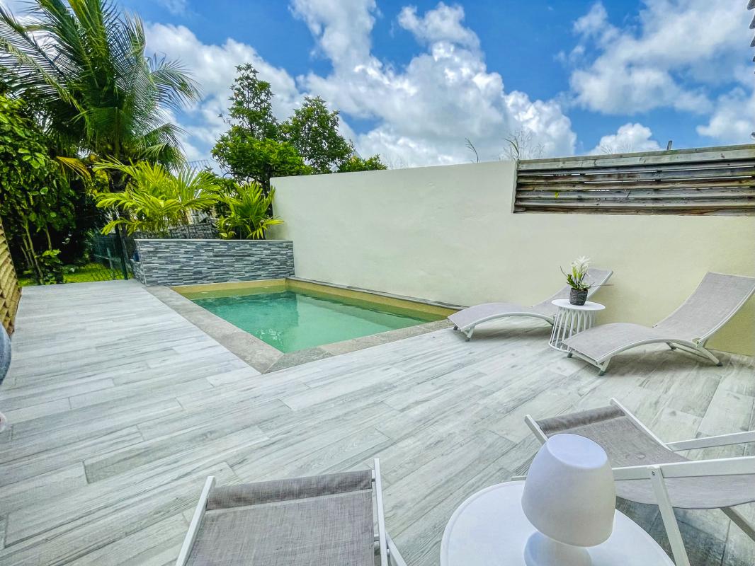 Location villa Le Moule Guadeloupe-piscine