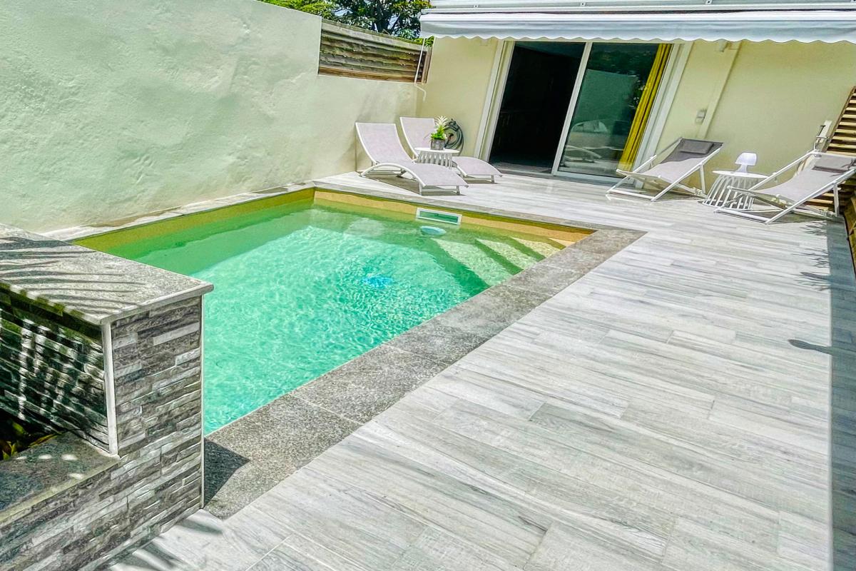 Location villa Le Moule Guadeloupe-piscine