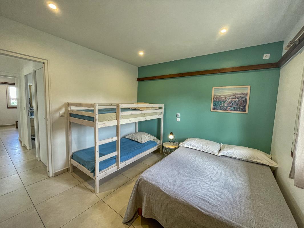 Location villa Le Moule Guadeloupe-Chambre 2