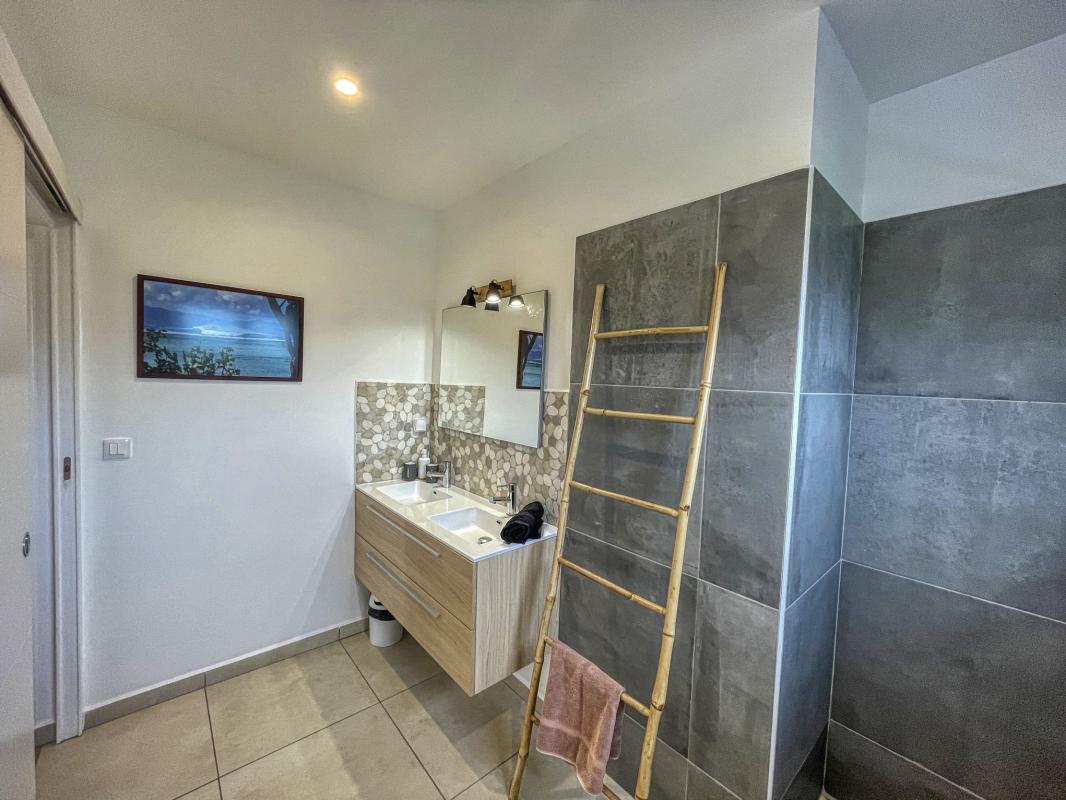 Location villa Le Moule Guadeloupe-Suite parentale SDD