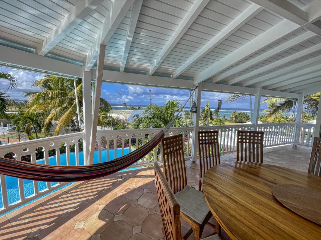 A louer villa vue mer le moule Guadeloupe-Terrasse