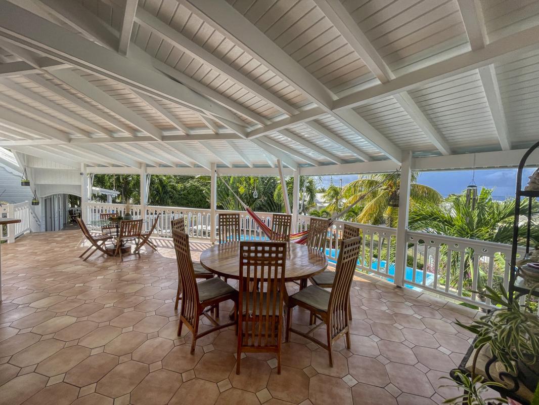 A louer villa vue mer le moule Guadeloupe-Terrasse