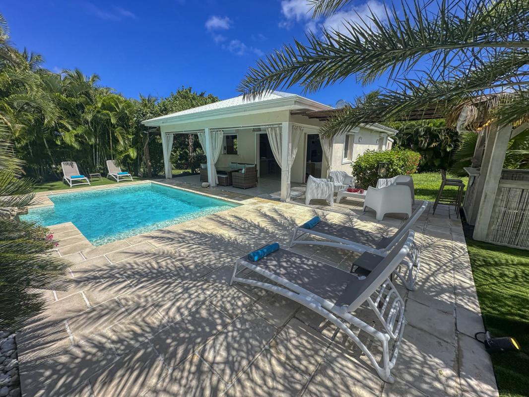 Location villa piscine Le Moule Guadeloupe_terrasse