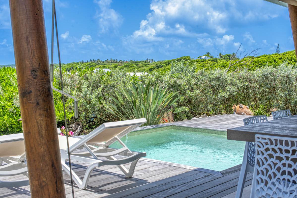 Location villa piscine accès et vue mer Le Moule Guadeloupe_terrasse