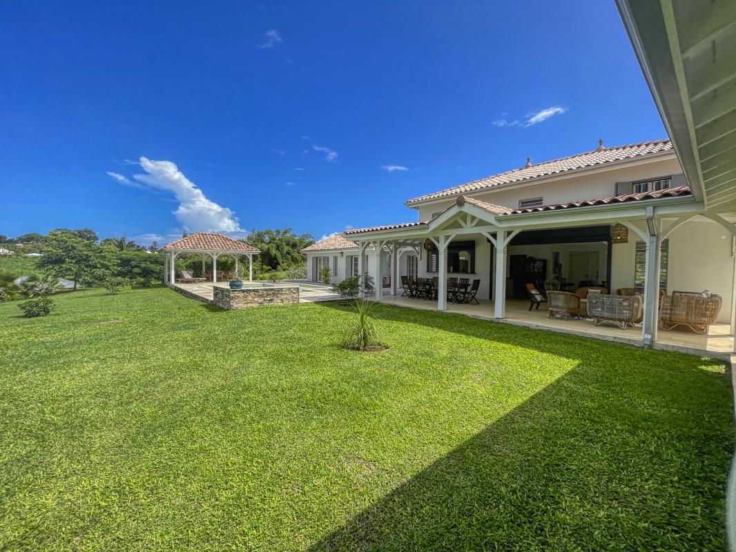 Villa Petit Bourg avec piscine - terrasse