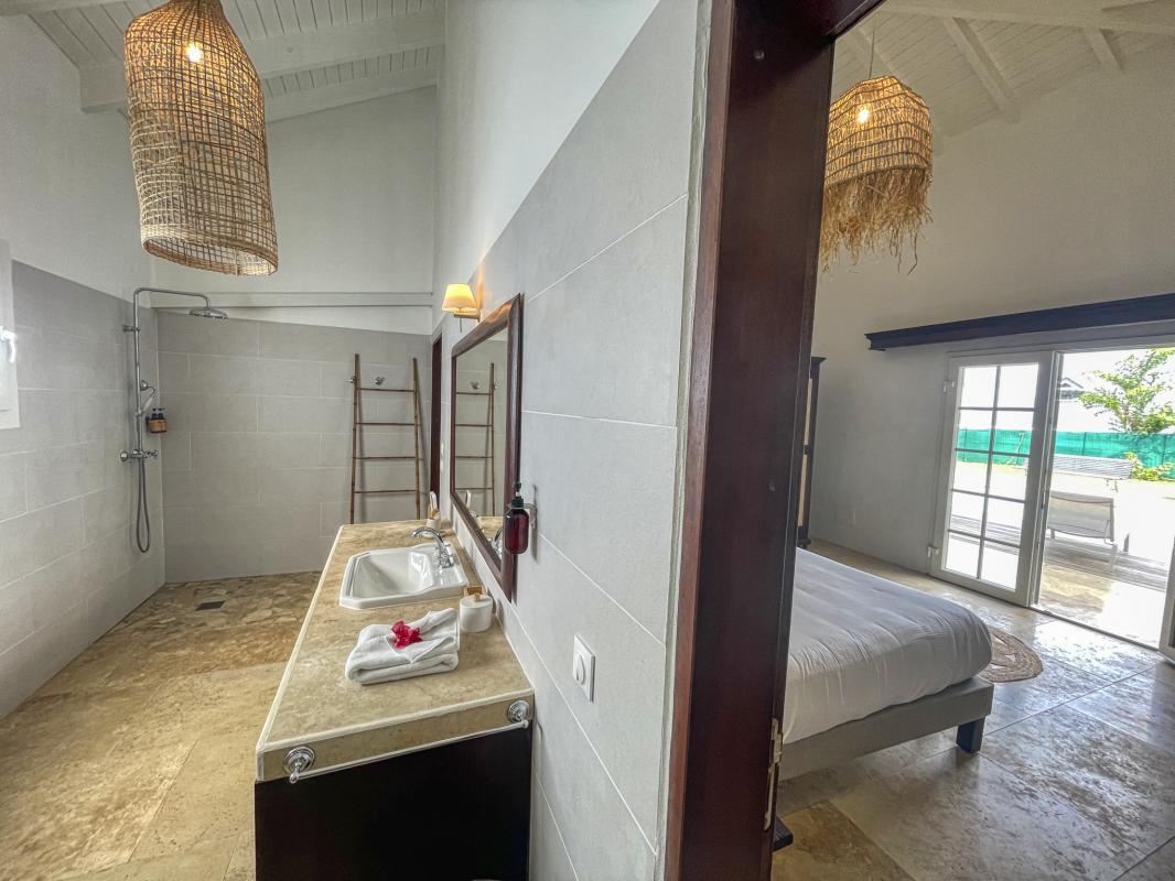 A louer villa 15 personnes Petit Bourg Guadeloupe Chb1